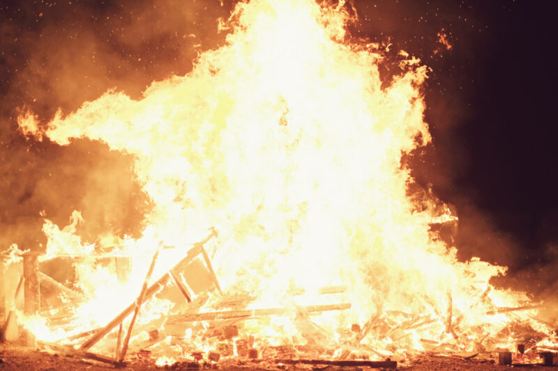 psy-high IV fire | EXPO /|\